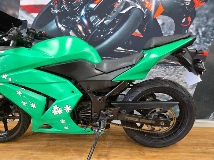 2012 Kawasaki NINJA 250R (EX250) BOB