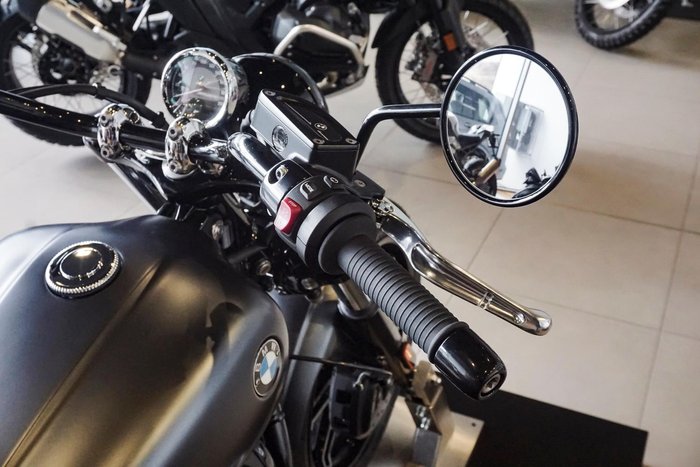 2025 BMW R 18 Blacked Out R 18 Grey