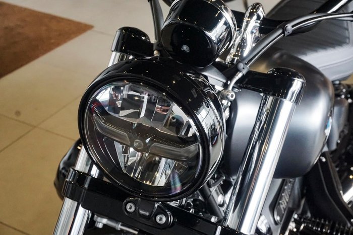 2025 BMW R 18 Blacked Out R 18 Grey