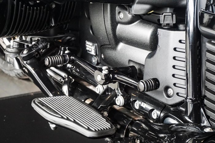 2025 BMW R 18 Blacked Out R 18 Grey