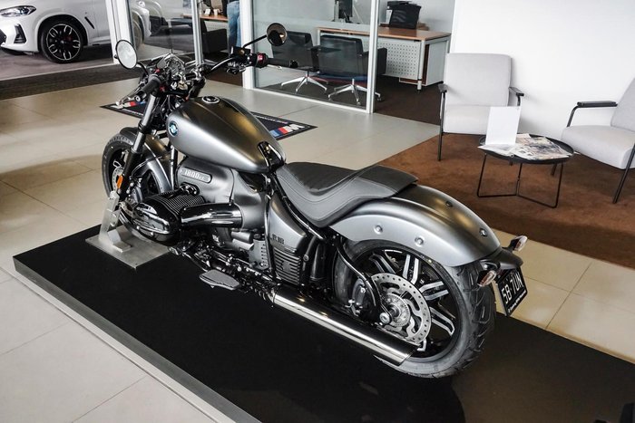 2025 BMW R 18 Blacked Out R 18 Grey