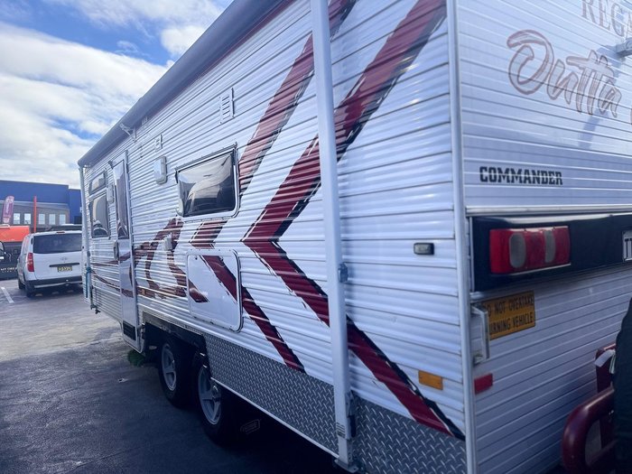 2007 Regal Commander 23Ft Semi Off-Road Couples - Immediate Delivery