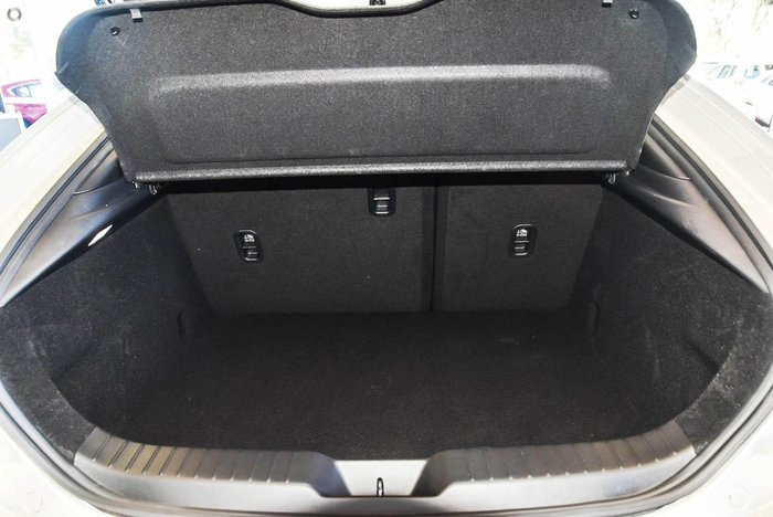 2025 Mazda 3 G25 Evolve SP