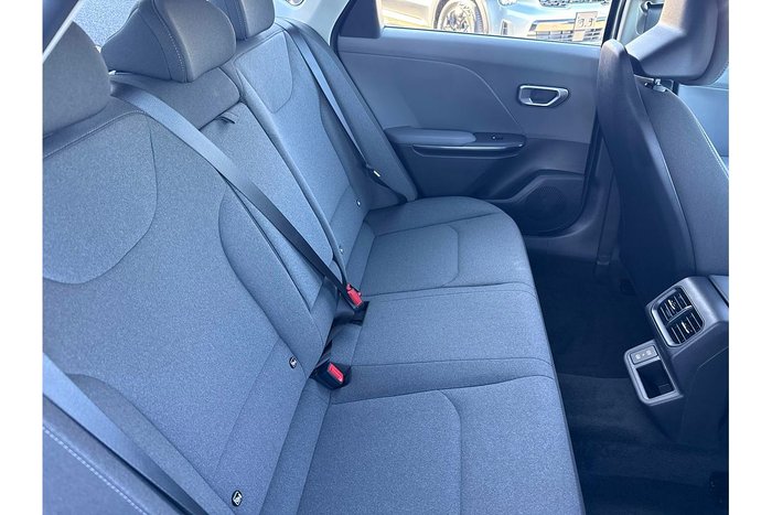 2025 Kia K4 Sport