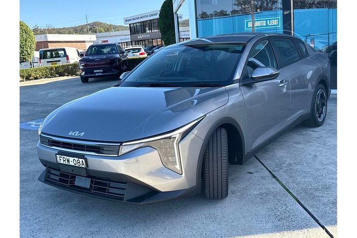 2025 Kia K4 Sport