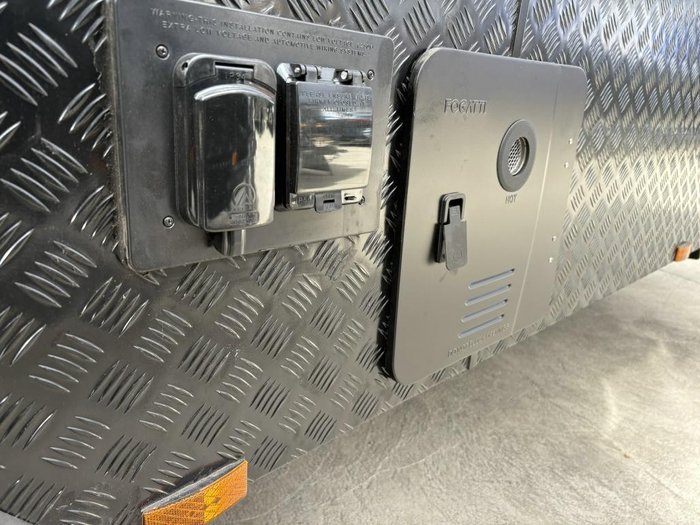 2025 Atlas Caravans Rvr216f 216F