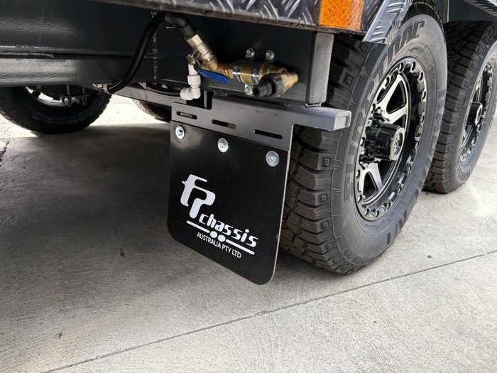 2025 Atlas Caravans Rvr216f 216F