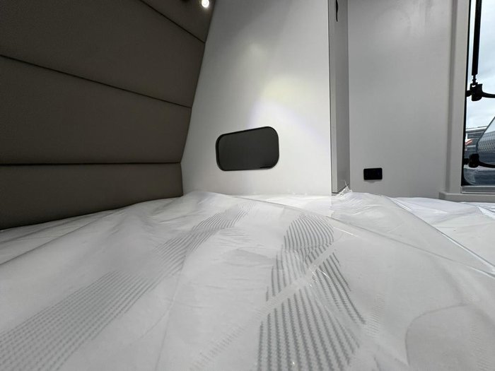 2025 Atlas Caravans Rvr216f 216F