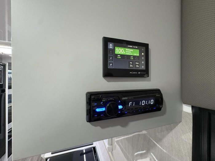 2025 Atlas Caravans Rvr216f 216F