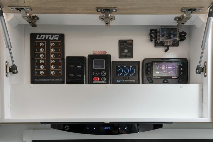 2025 Lotus Caravans Off Grid 23'9