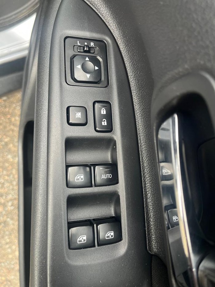 2015 Mitsubishi Outlander LS