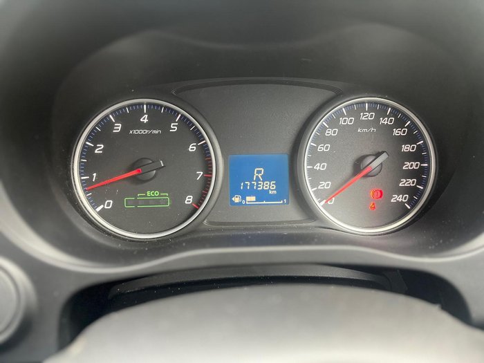 2015 Mitsubishi Outlander LS