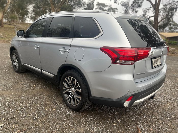 2015 Mitsubishi Outlander LS