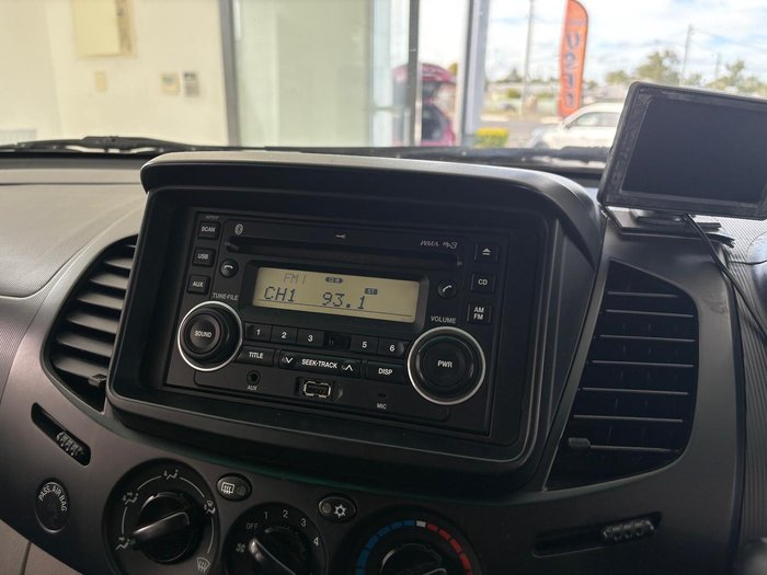 2013 Mitsubishi Triton GLX