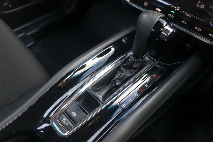 2017 Honda HR-V VTi-S