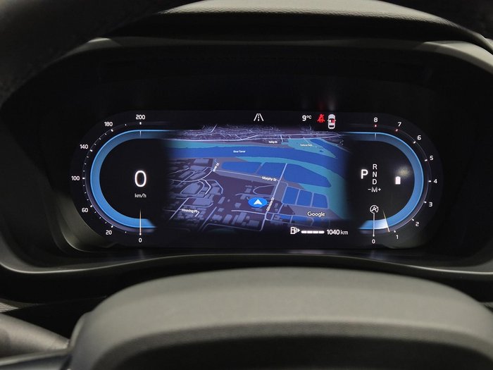2022 Volvo XC40 Ultimate B4 Bright