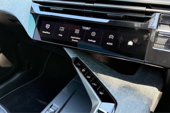 2025 Peugeot 3008 GT Premium Hybrid