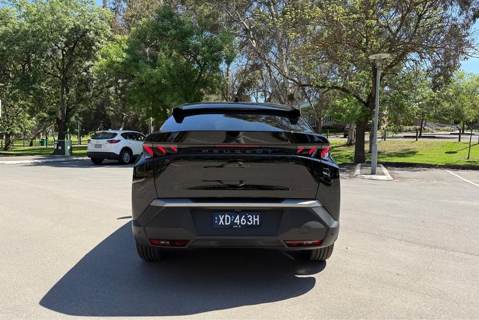 2025 Peugeot 3008 GT Premium Hybrid