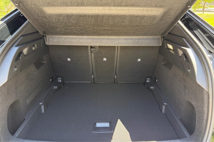 2025 Peugeot 3008 GT Premium Hybrid