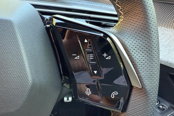 2025 Peugeot 3008 GT Premium Hybrid