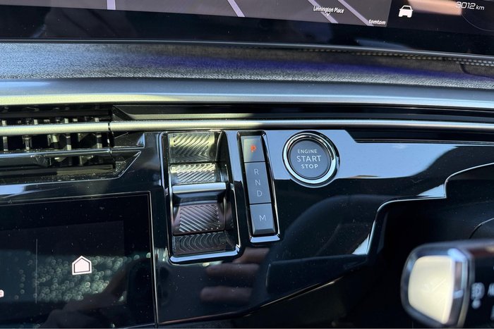 2025 Peugeot 3008 GT Premium Hybrid