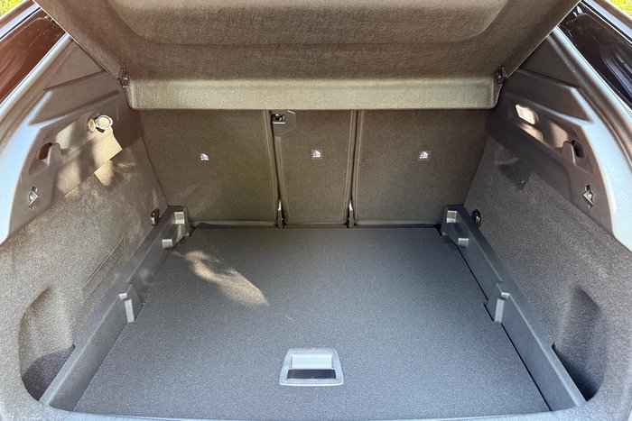 2025 Peugeot 3008 GT Premium Hybrid