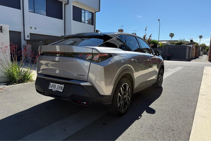 2025 Peugeot 3008 GT Premium Hybrid