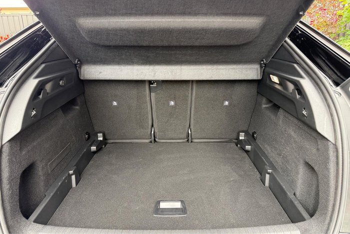 2025 Peugeot 3008 GT Premium Hybrid