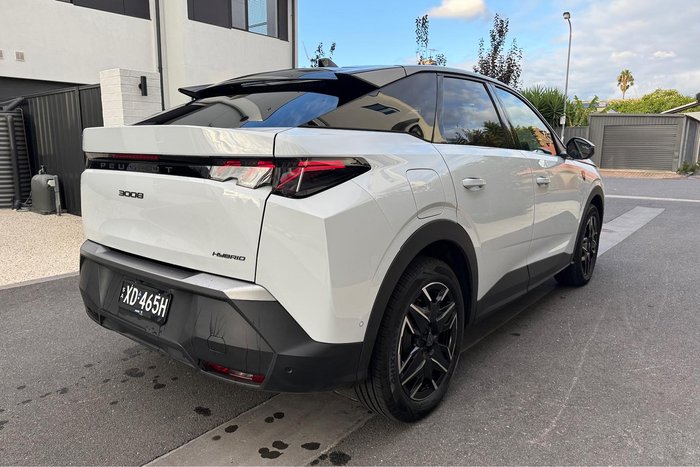 2025 Peugeot 3008 GT Premium Hybrid