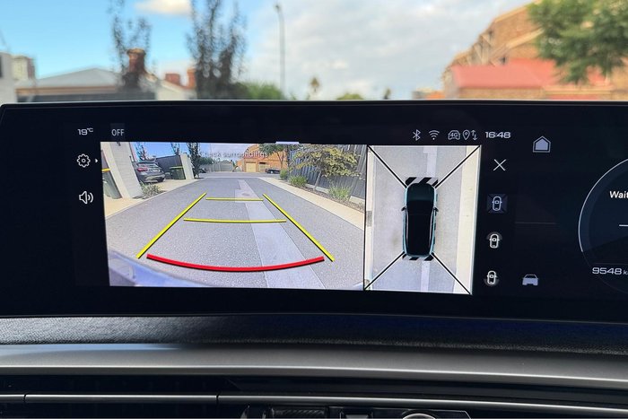 2025 Peugeot 3008 GT Premium Hybrid