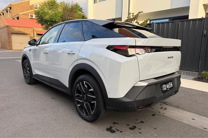 2025 Peugeot 3008 GT Premium Hybrid