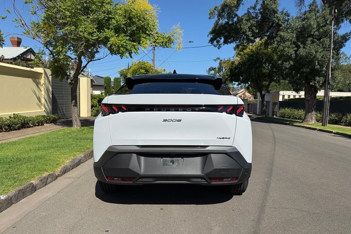 2025 Peugeot 3008 GT Premium Hybrid