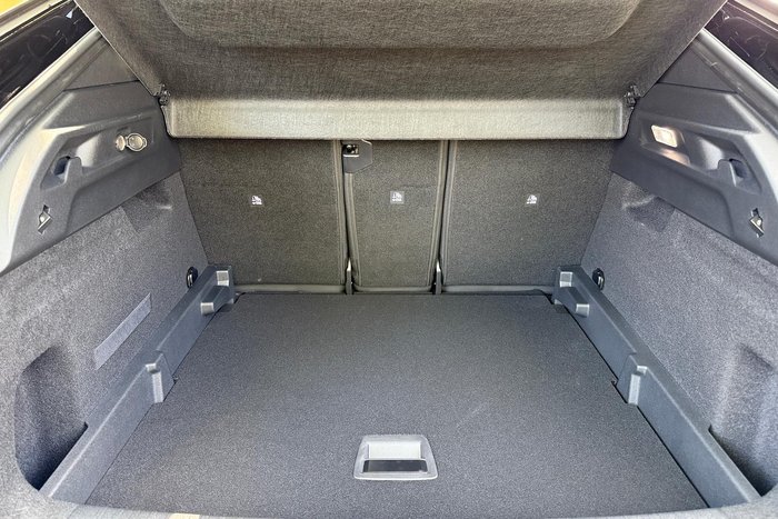 2025 Peugeot 3008 GT Premium Hybrid