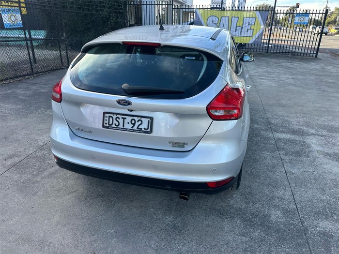 2017 FORD FOCUS TREND