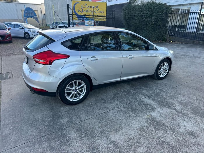 2017 FORD FOCUS TREND