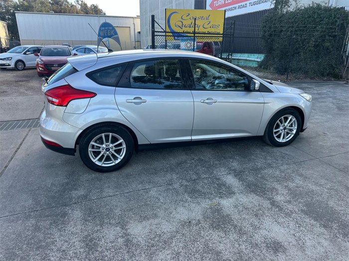 2017 FORD FOCUS TREND