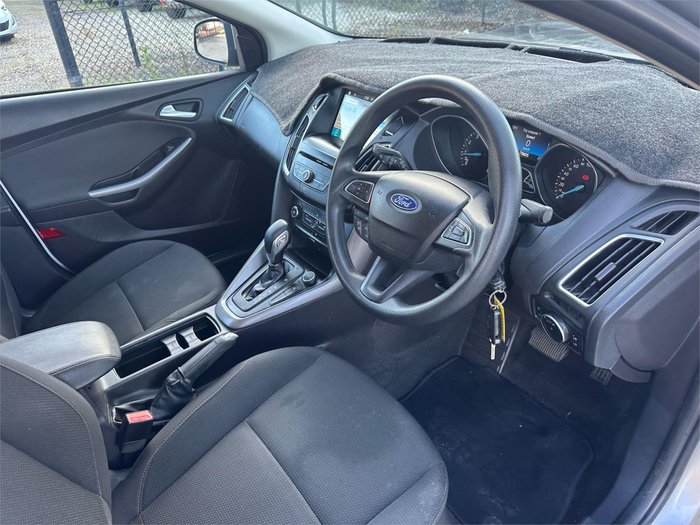 2017 FORD FOCUS TREND