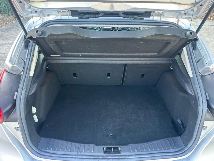 2017 FORD FOCUS TREND