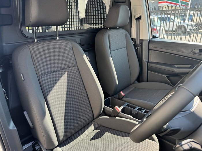 2025 Volkswagen Caddy TSI220