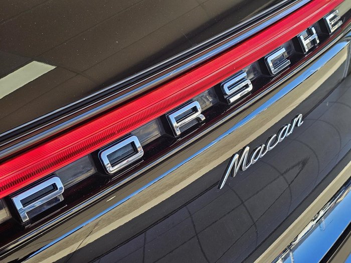 2019 Porsche Macan 95B MY20 AWD Black