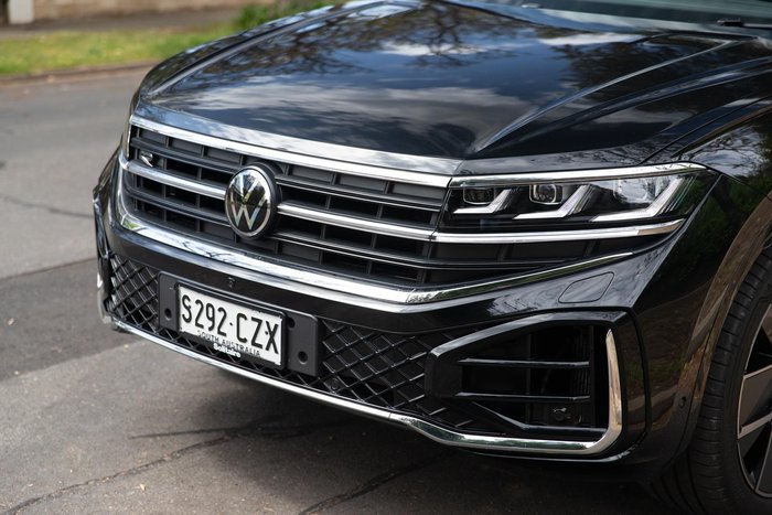 2024 Volkswagen Touareg 210TDI R-Line