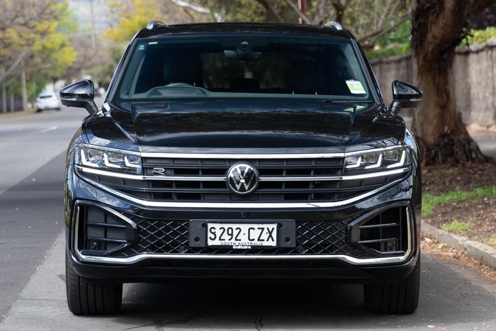 2024 Volkswagen Touareg 210TDI R-Line