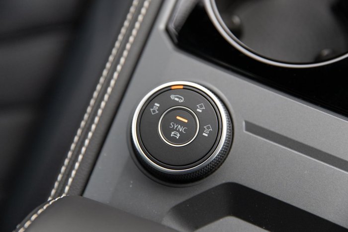 2024 Volkswagen Touareg 210TDI R-Line