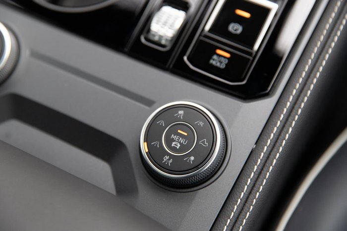 2024 Volkswagen Touareg 210TDI R-Line