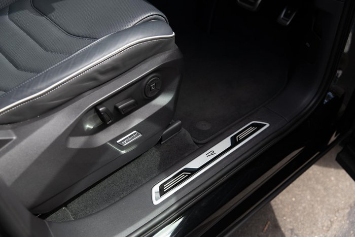 2024 Volkswagen Touareg 210TDI R-Line