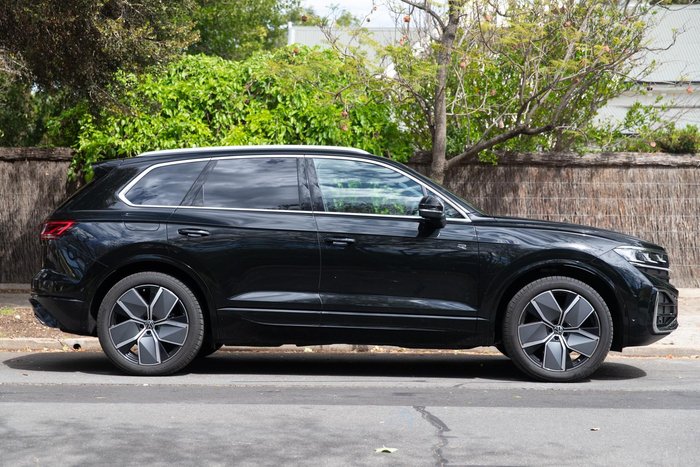 2024 Volkswagen Touareg 210TDI R-Line