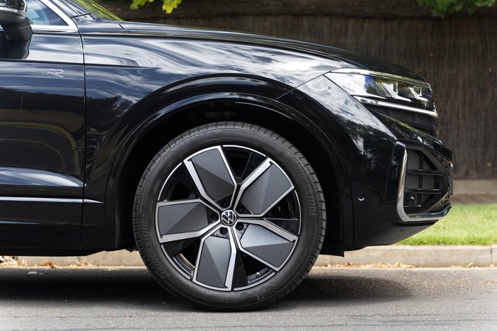 2024 Volkswagen Touareg 210TDI R-Line