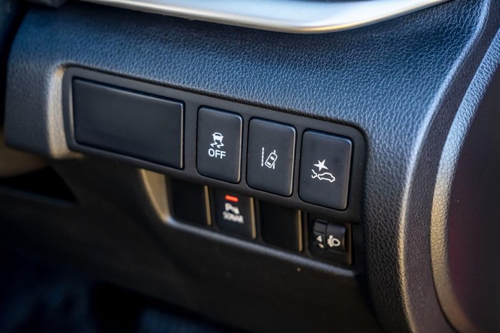 2018 Mitsubishi Eclipse Cross LS