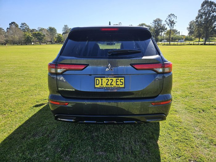 2024 Mitsubishi Outlander Black Edition