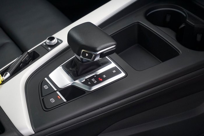 2022 Audi A4 35 TFSI S line